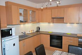 Arpad Bridge Apartments