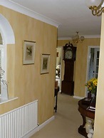 Pine Lodge Bed & Breakfast