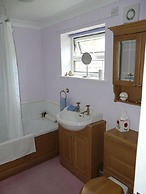 Pine Lodge Bed & Breakfast