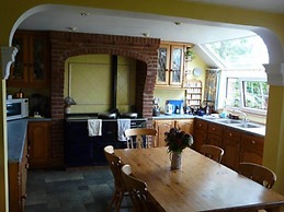 Pine Lodge Bed & Breakfast