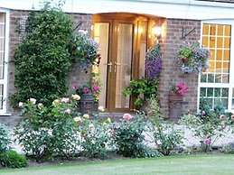 Pine Lodge Bed & Breakfast