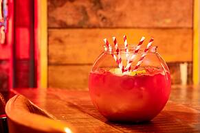 Kick Ass Grassmarket - Adults Only - Hostel