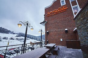 AmstelSki Hotel