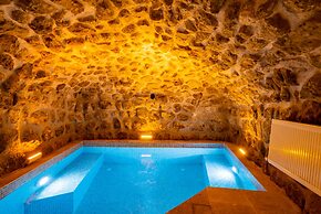 Atillas Cave Hotel