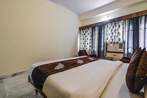 OYO 14814 Hotel Vinayak