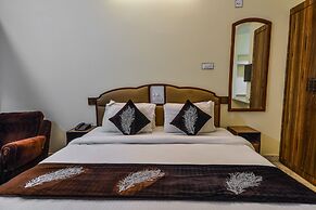 OYO 14814 Hotel Vinayak