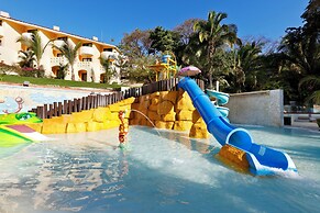 Family Selection at Grand Palladium Vallarta Resort & Spa - All Inclus