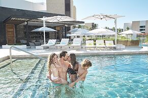 Family Selection at Grand Palladium Costa Mujeres Resort & Spa- All In