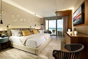 Family Selection at Grand Palladium Select Costa Mujeres - All Inclusi