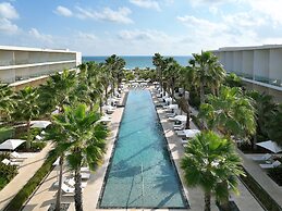 Family Selection at Grand Palladium Select Costa Mujeres - All Inclusi