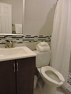 Seabreeze Beachside Studios by ValGal