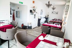 Pension & Restaurant La Amalia