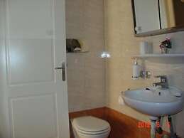 Alexiou Apartments Blue