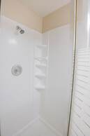 Liberty Garden Inn by OYO Kissimmee near Disney World