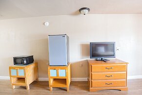 Liberty Garden Inn by OYO Kissimmee near Disney World