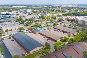 Liberty Garden Inn by OYO Kissimmee near Disney World