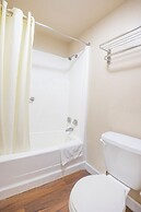 Liberty Garden Inn by OYO Kissimmee near Disney World