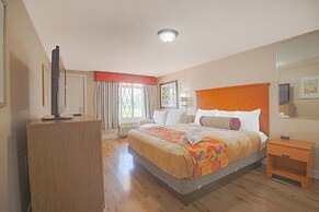 Liberty Garden Inn by OYO Kissimmee near Disney World