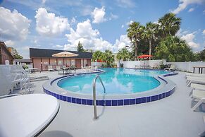 Liberty Garden Inn by OYO Kissimmee near Disney World