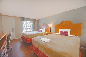 Liberty Garden Inn by OYO Kissimmee near Disney World