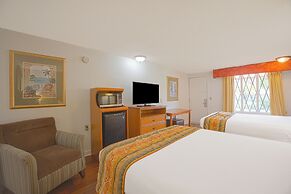 Liberty Garden Inn by OYO Kissimmee near Disney World