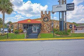 Liberty Garden Inn by OYO Kissimmee near Disney World