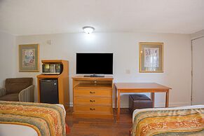 Liberty Garden Inn by OYO Kissimmee near Disney World