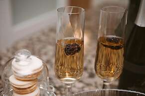 The Maple Boutique Suites