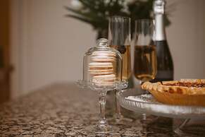 The Maple Boutique Suites