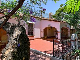 Agrado Guest House