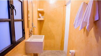 Agrado Guest House