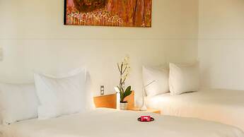 Agrado Guest House