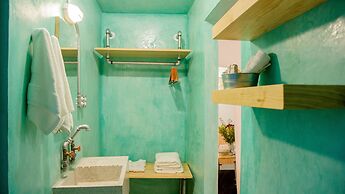 Agrado Guest House