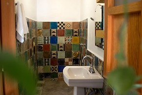 Agrado Guest House