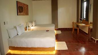 Agrado Guest House