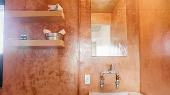 Agrado Guest House