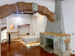 Agrado Guest House