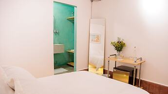 Agrado Guest House