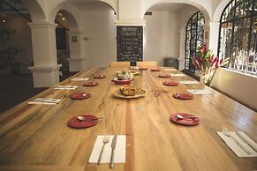 Agrado Guest House