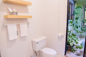 Agrado Guest House