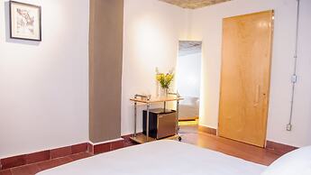 Agrado Guest House