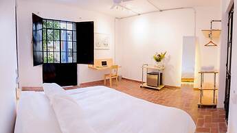 Agrado Guest House