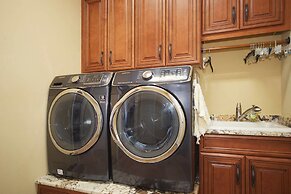 House Sunshine by Vacationhit