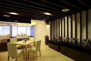 Yuma Hot Spring Hotel