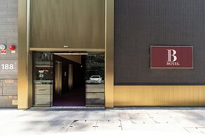 B Hotel