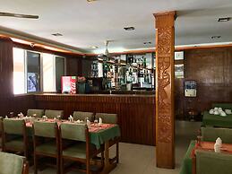 Hidden World Resort And Spa