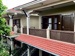 Hidden World Resort And Spa