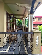 Hidden World Resort And Spa