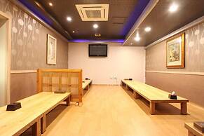 Metropol Tourist Hotel