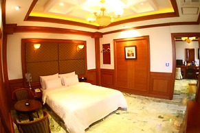 Metropol Tourist Hotel